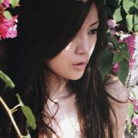Cica Zhou Wei Tong | Modelos Asiáticas