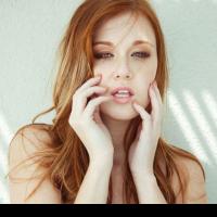 Leana Decker | Hot Redhead